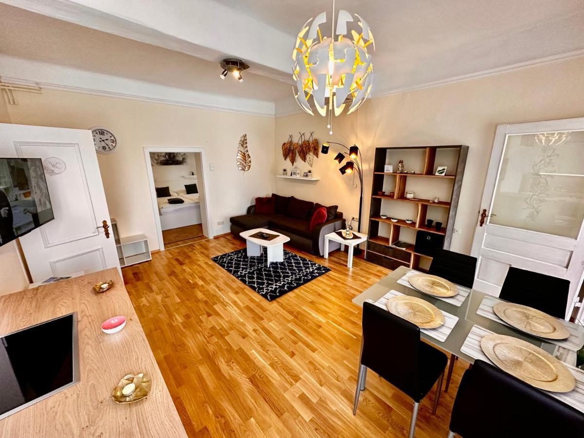 Ferienwohnung Anna Burgau Bagian luar foto